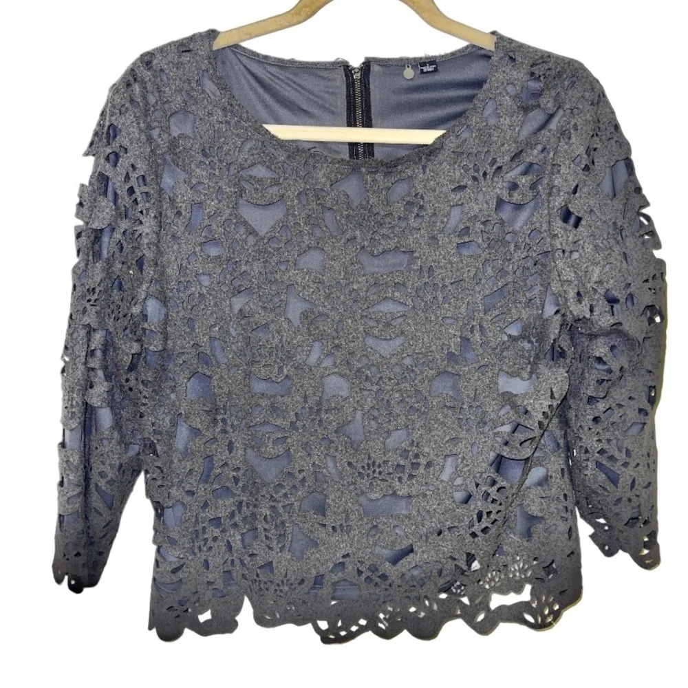 Anthropologie Knitted & Knotted Grey‎ Felt Lace Overlay Crewneck Top